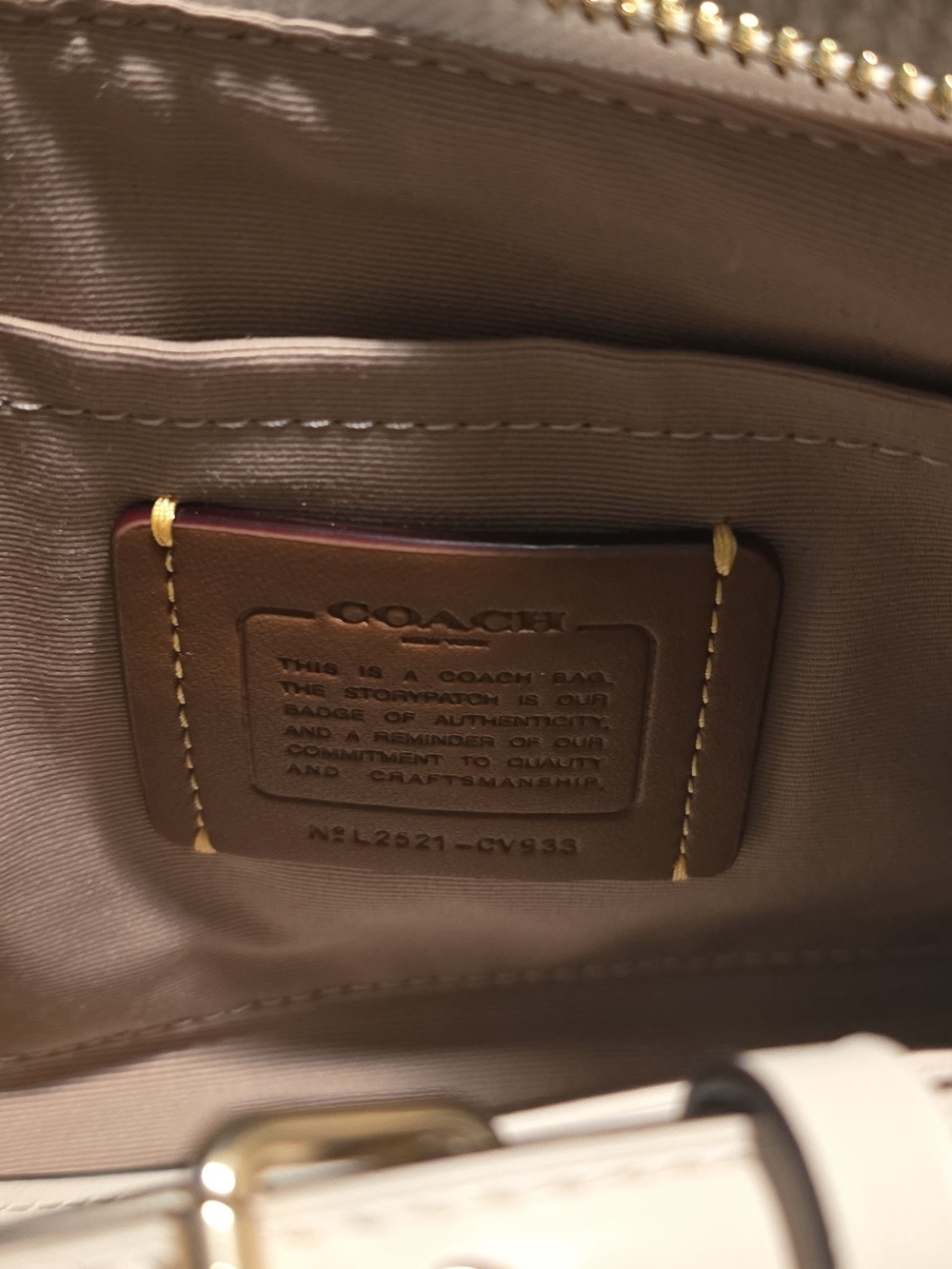 NEW Coach Teri Cream/White Signature Mini Crossbody with Gold Hardware - Picture 4 of 7